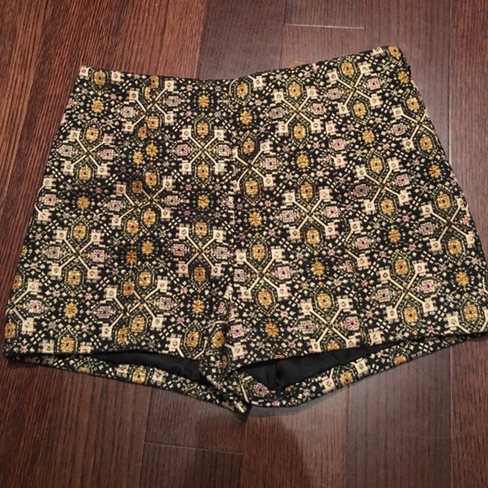 Beautifully Patterned - image 1